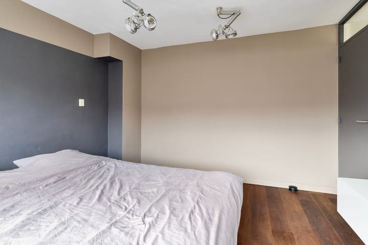 Foto 18 van Irenestraat 8