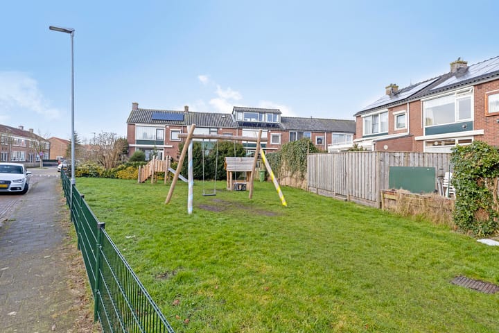 Foto 28 van Irenestraat 8