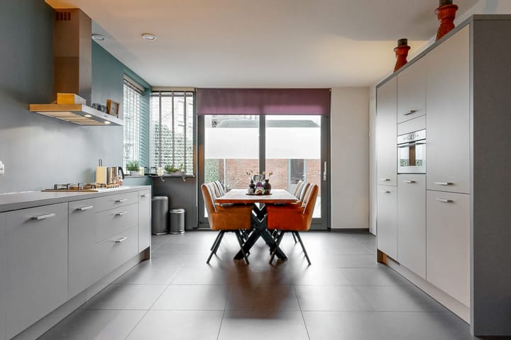 Photo 7 of Willem Sandershof 19