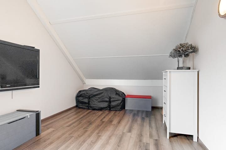 Photo 28 of Willem Sandershof 19