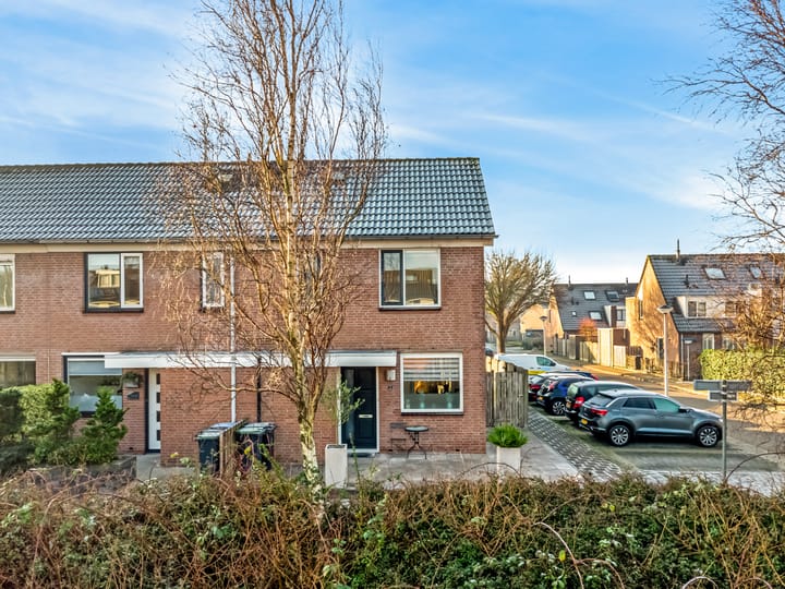 Photo 1 of Bouvignestraat 1