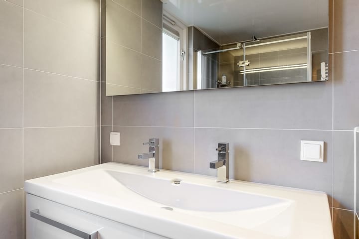 Photo 18 of Bouvignestraat 1