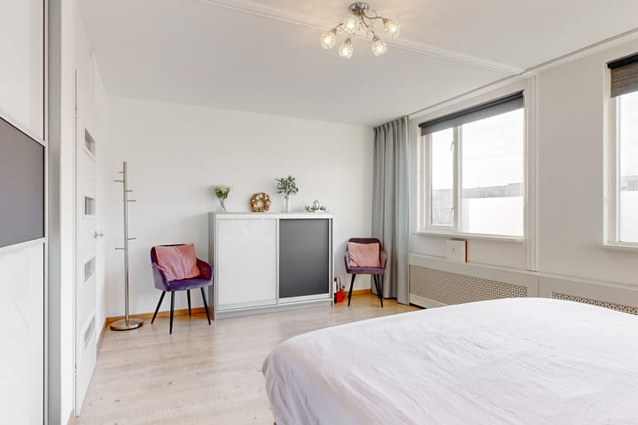 Photo 22 of Bouvignestraat 1