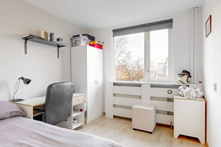 Photo 24 of Bouvignestraat 1