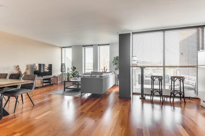 Foto 3 van Stationsplein 33