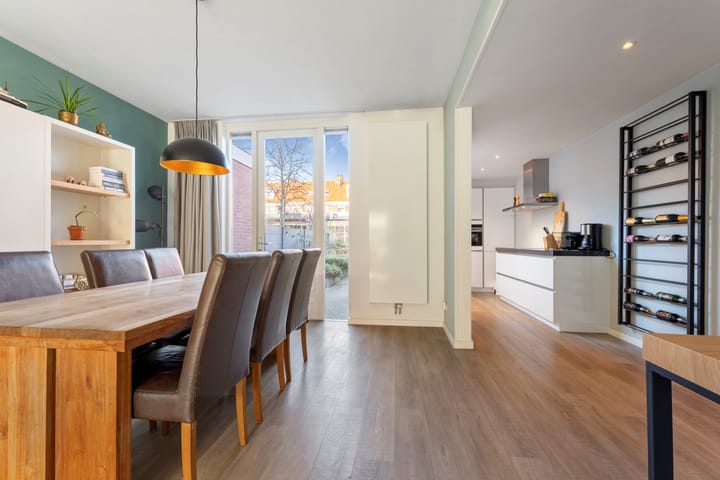 Foto 11 van Prof. Zeemanstraat 16