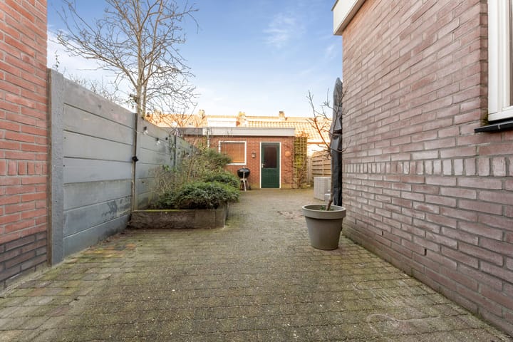 Foto 21 van Prof. Zeemanstraat 16