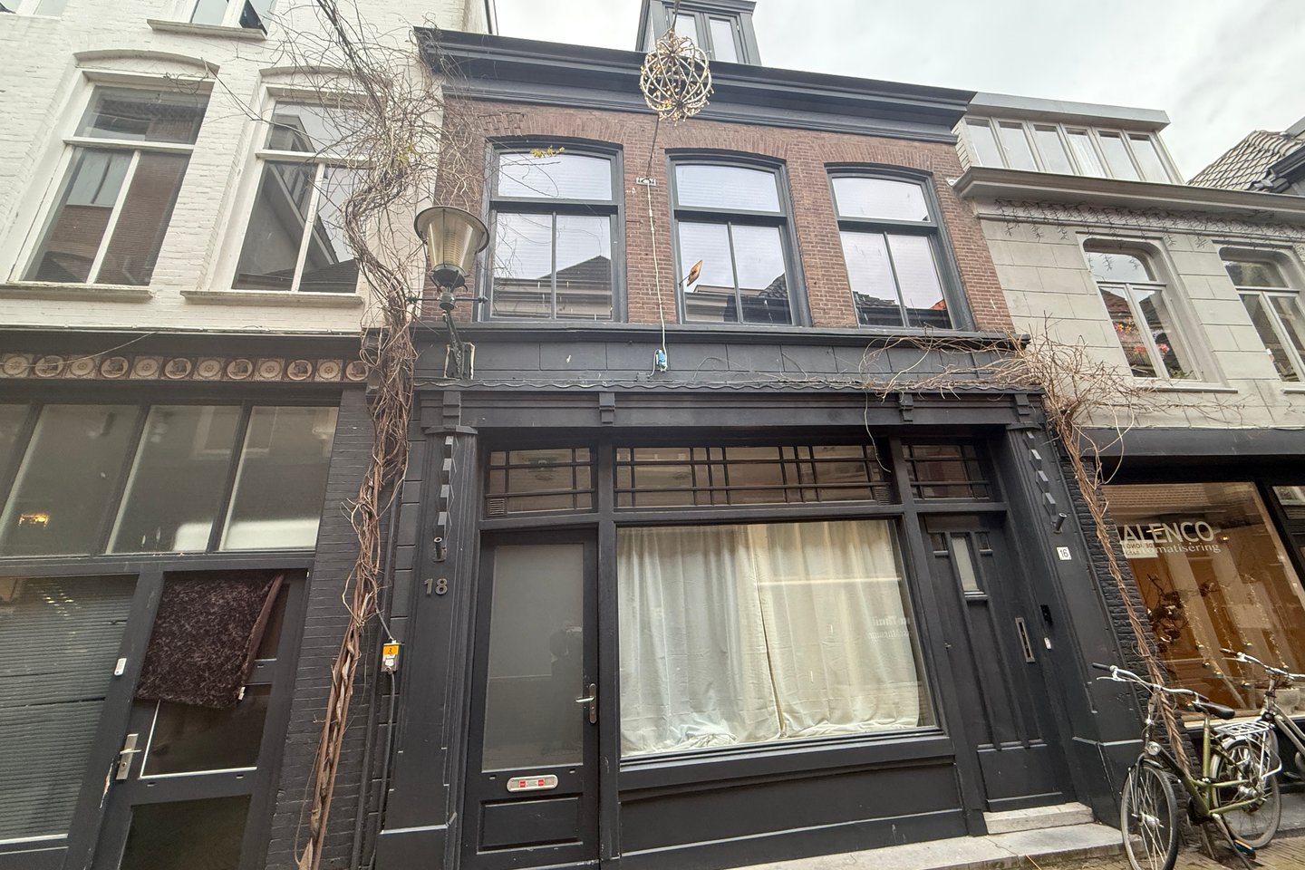 View photo 1 of Hoogstraat 16-18