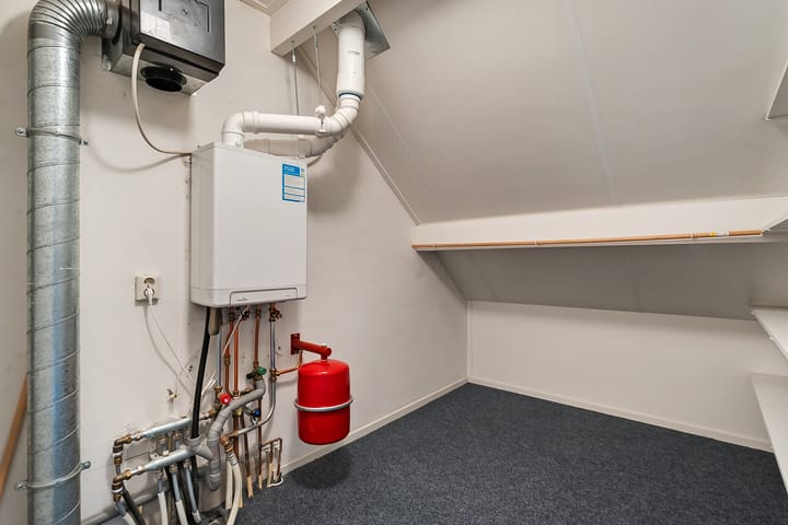 Photo 27 of Nassaustraat 12