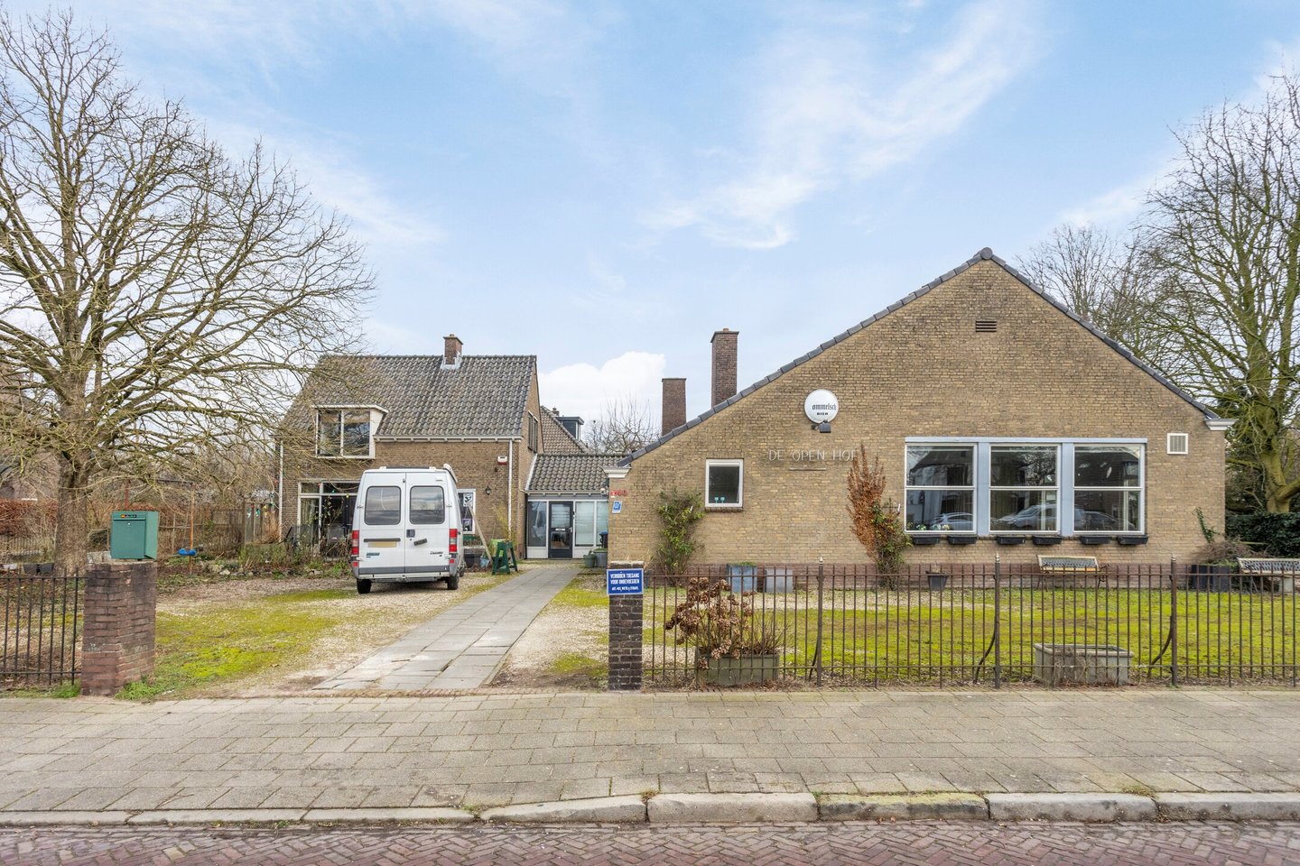 Bekijk foto 4 van Pastoor van Laakstraat 40