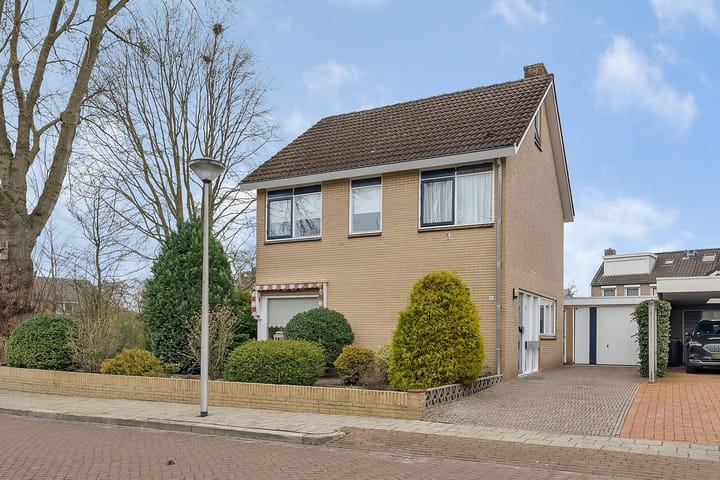 Foto 1 van Veenkampweg 9