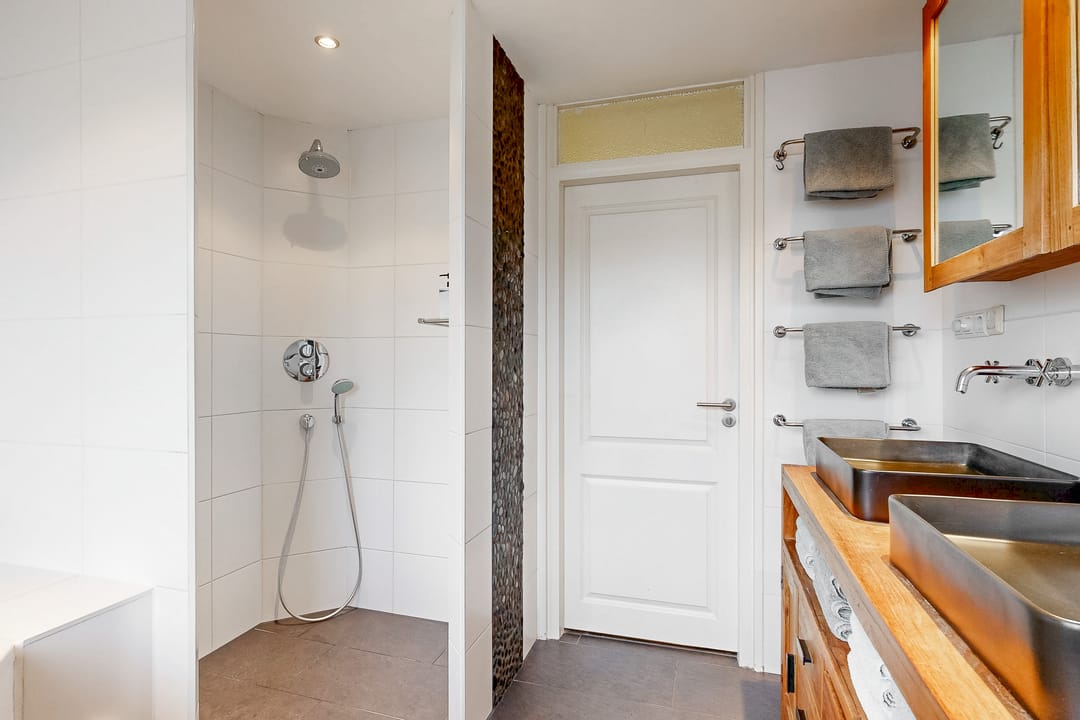 Foto 22 van Meidoornlaan 25