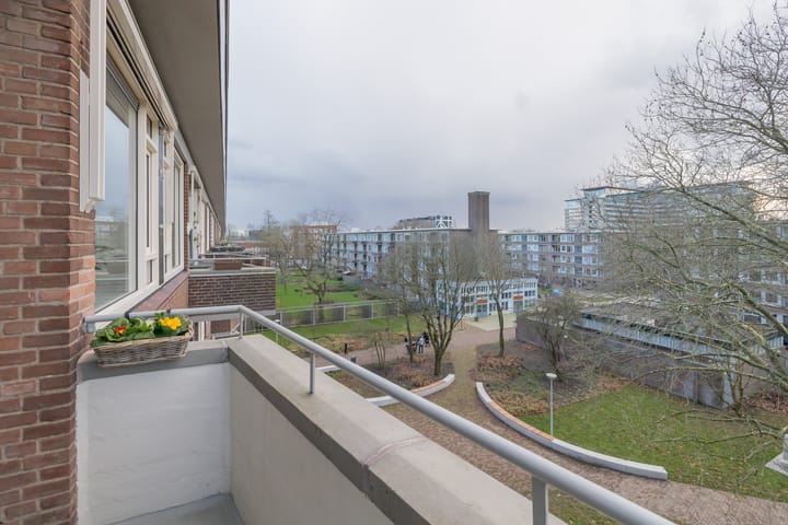 Foto 14 van Elisabeth Boddaertstraat 28-4