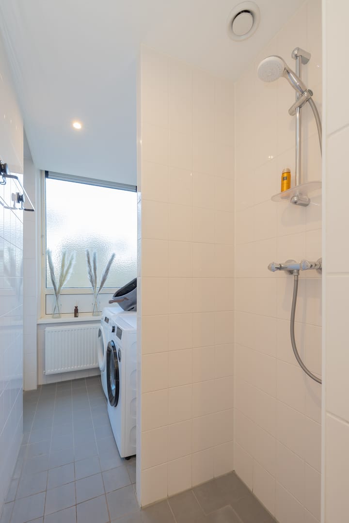 Foto 15 van Elisabeth Boddaertstraat 28-4