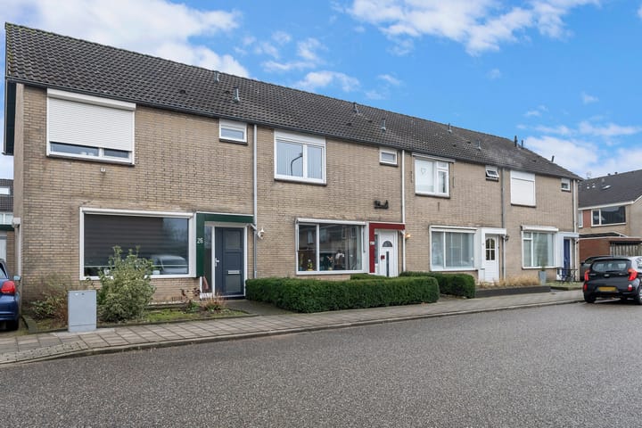 Foto 2 van Strauszstraat 28