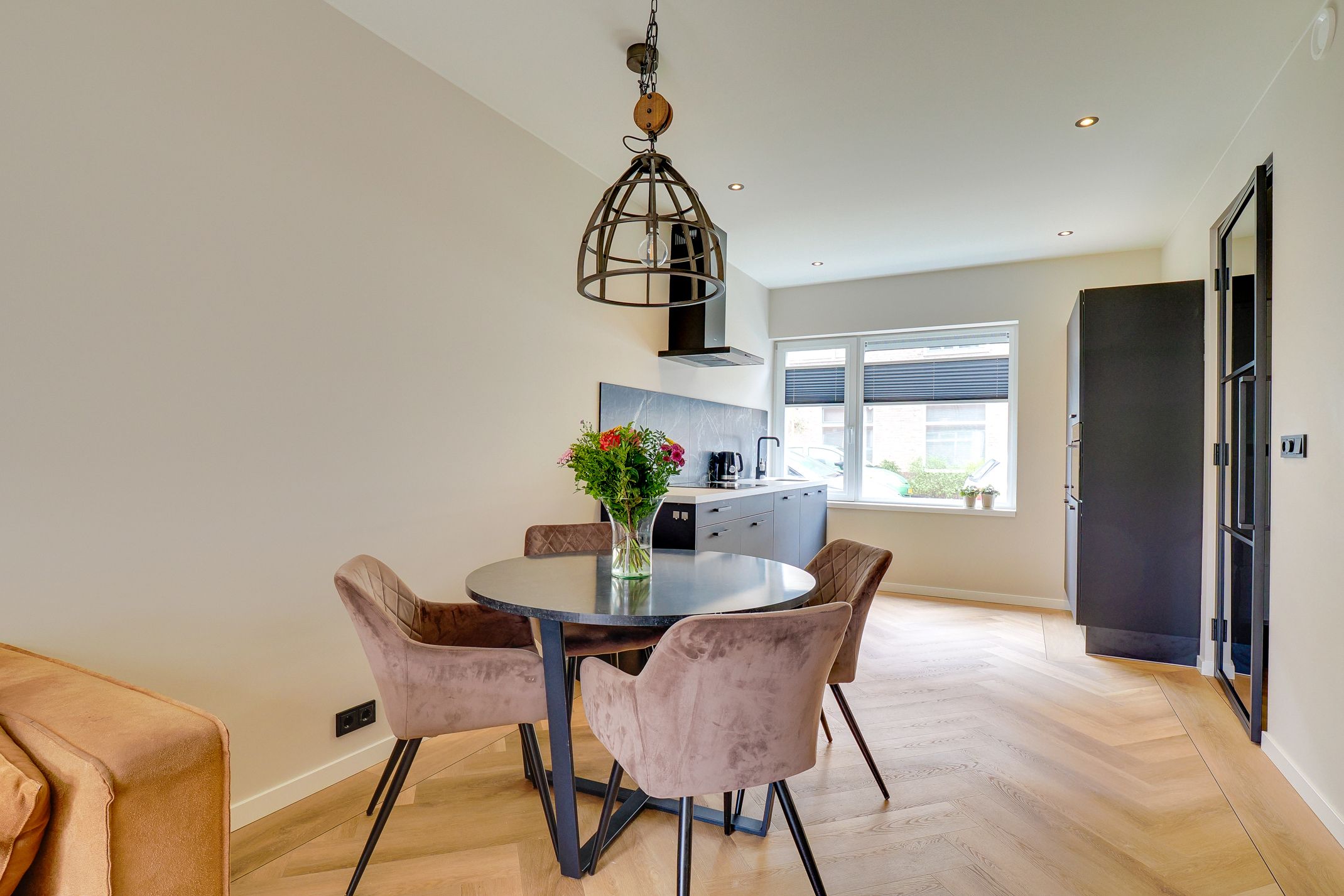 Foto 9 van Linnaeusstraat 30