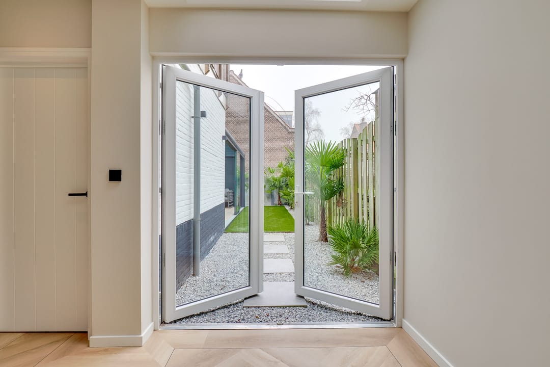 Foto 13 van Linnaeusstraat 30