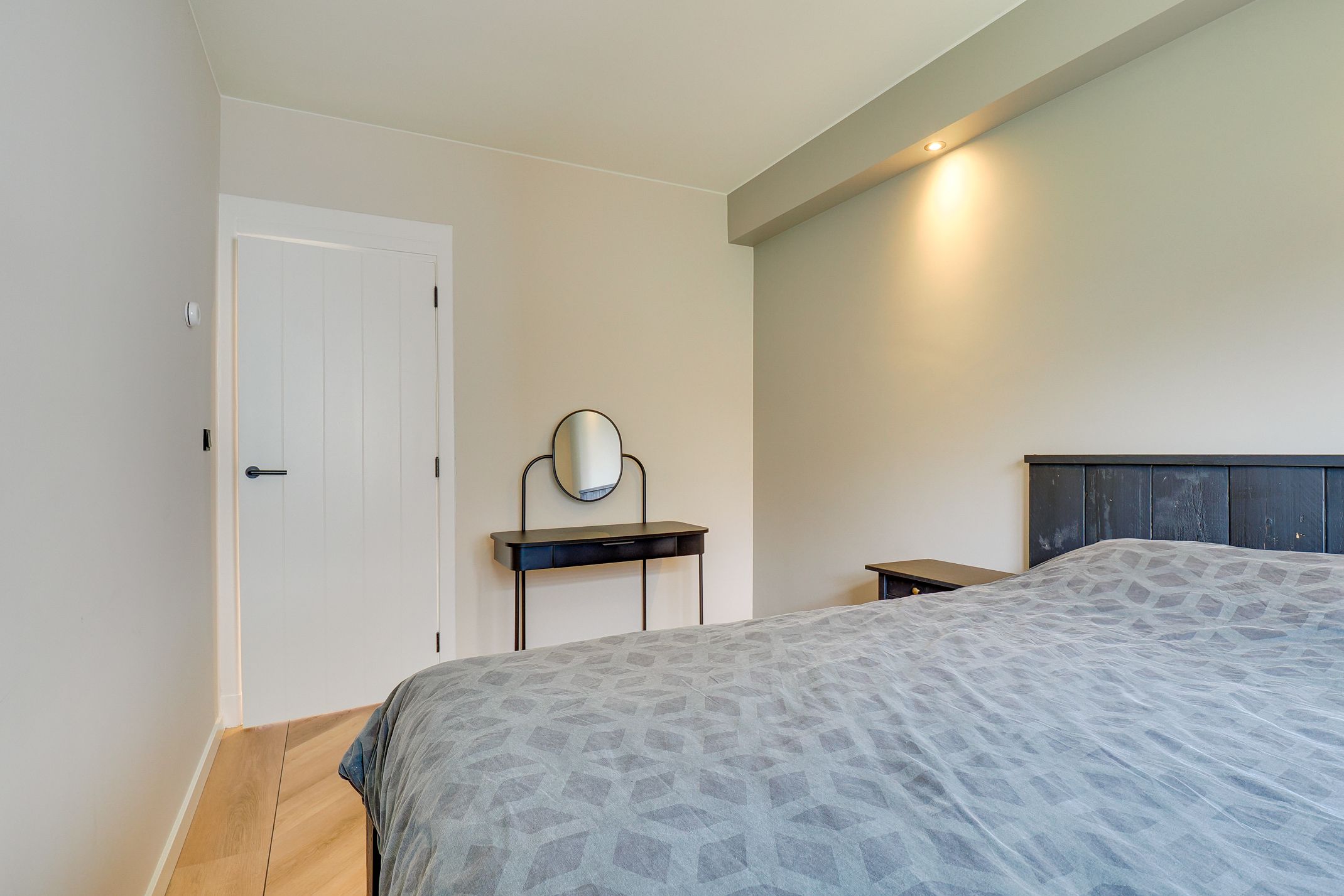 Foto 18 van Linnaeusstraat 30