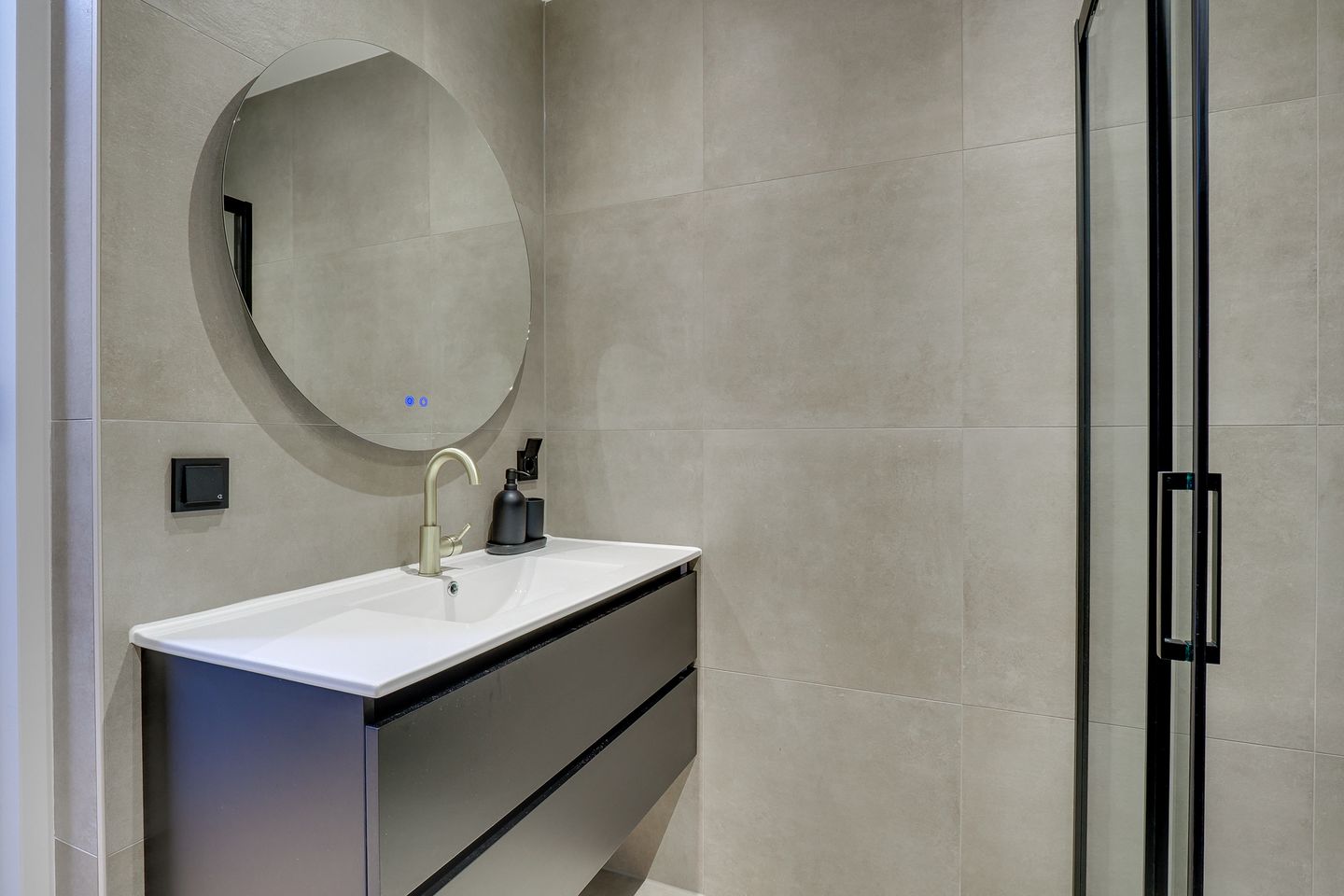 Foto 20 van Linnaeusstraat 30