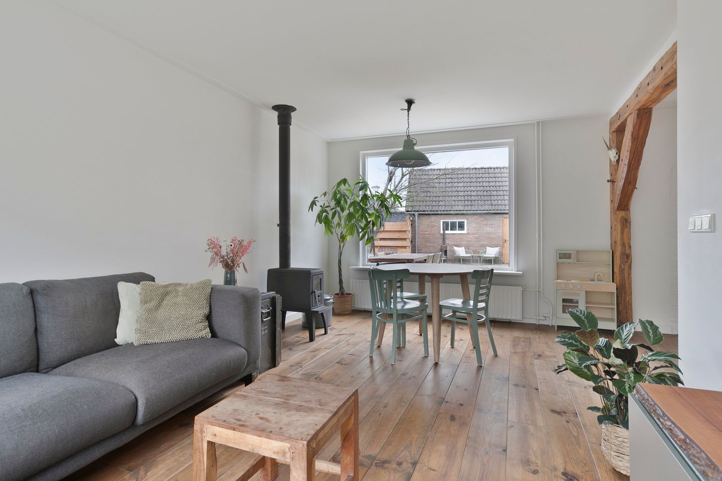 Foto 10 van De Ruyterstraat 24