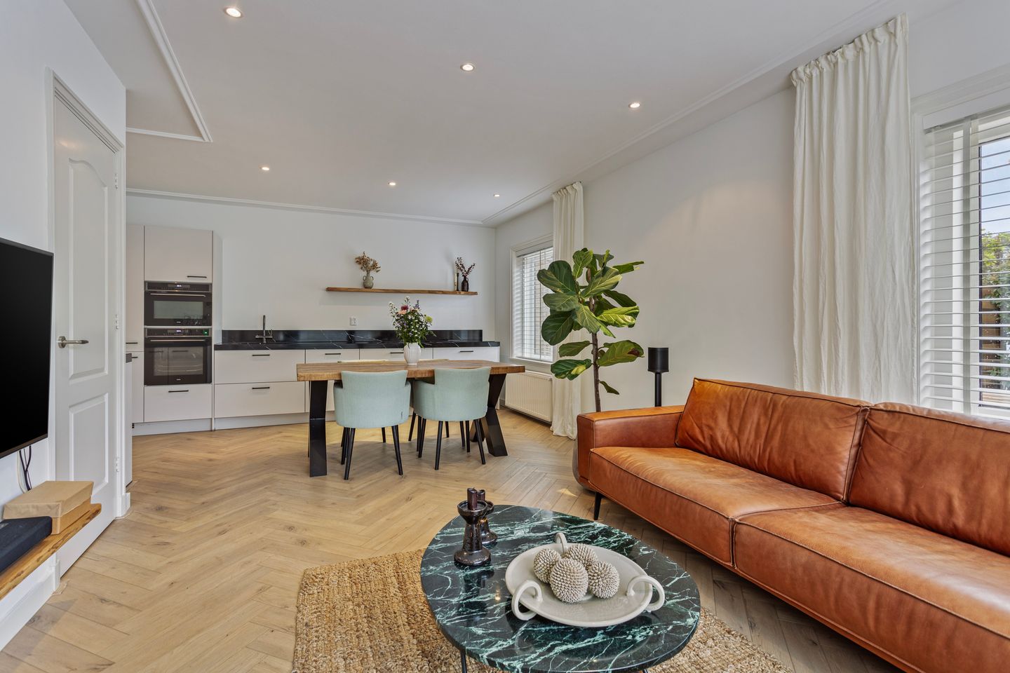 Foto 5 van Leuvenstraat 2