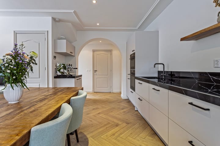 Foto 10 van Leuvenstraat 2