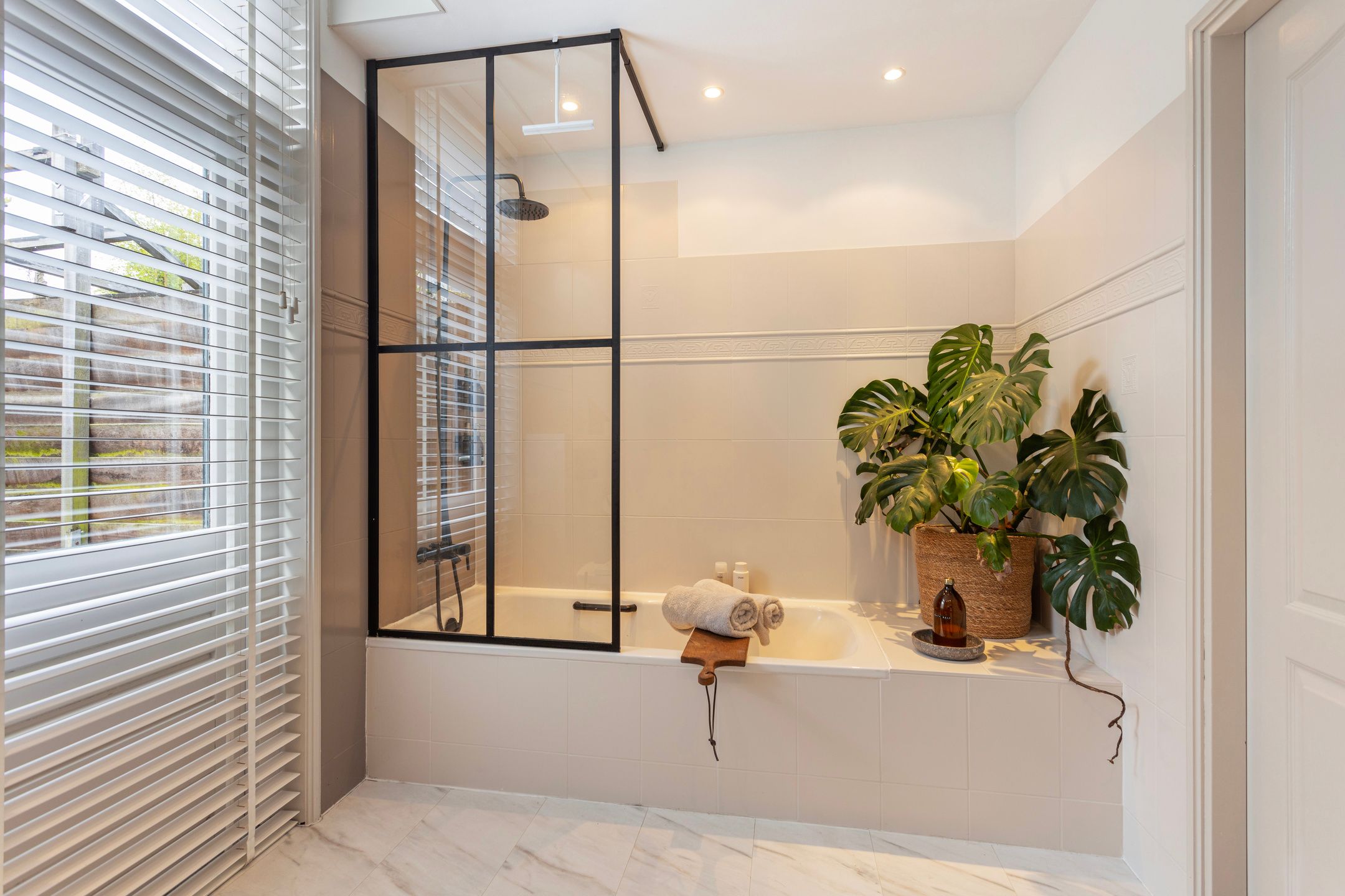 Foto 15 van Leuvenstraat 2