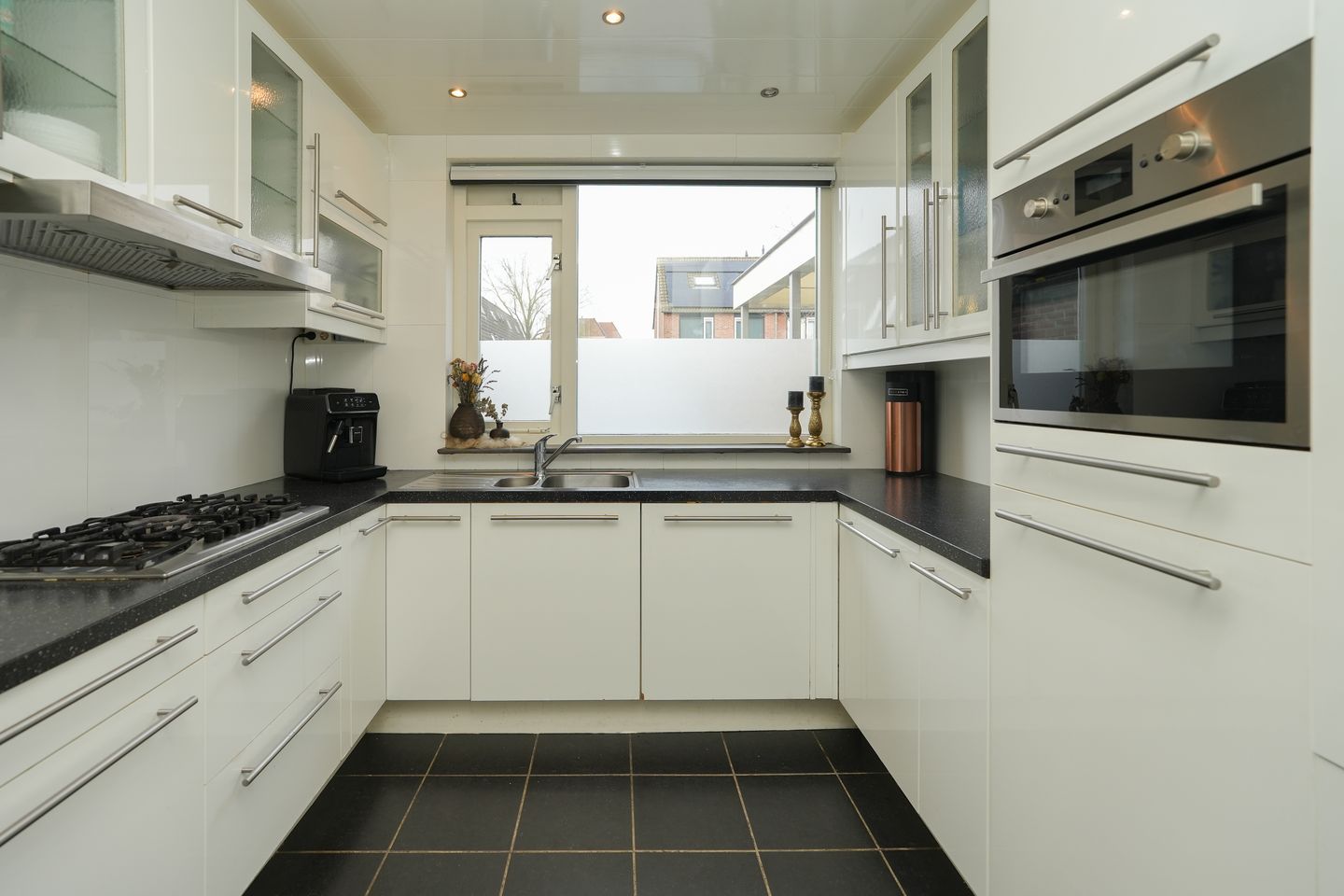 Photo 10 of Udenstraat 53