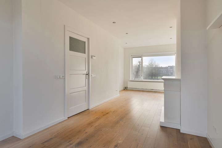 Foto 6 van Van Brakelplein 9-A