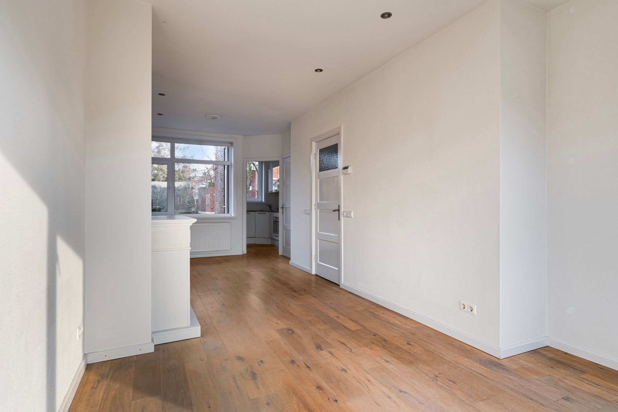 Foto 9 van Van Brakelplein 9-A