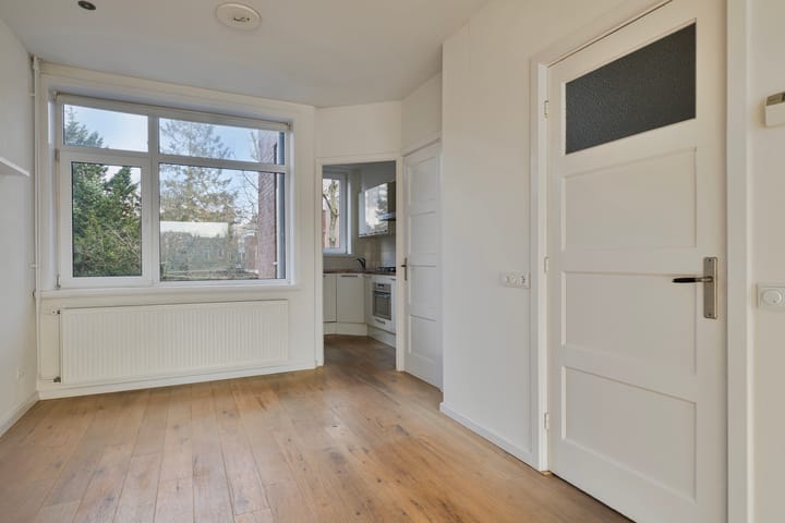 Foto 10 van Van Brakelplein 9-A