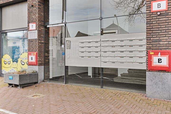 Foto 7 van Oostlaan 151