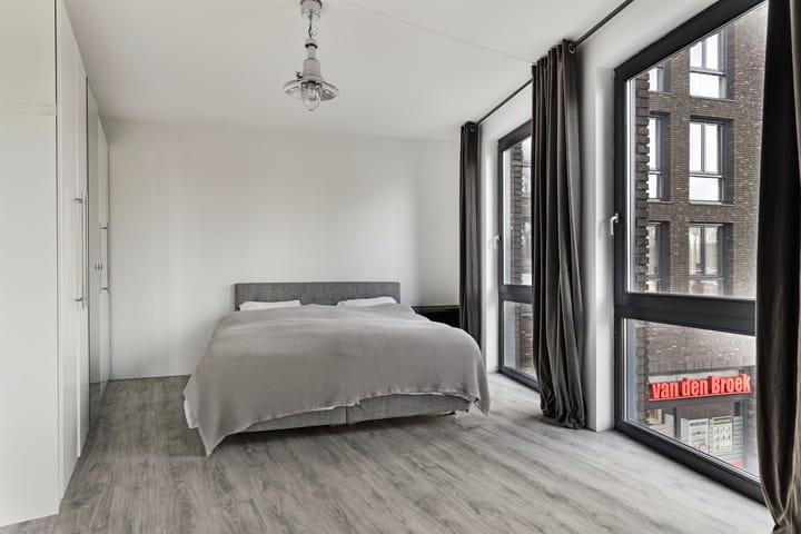 Foto 16 van Oostlaan 151