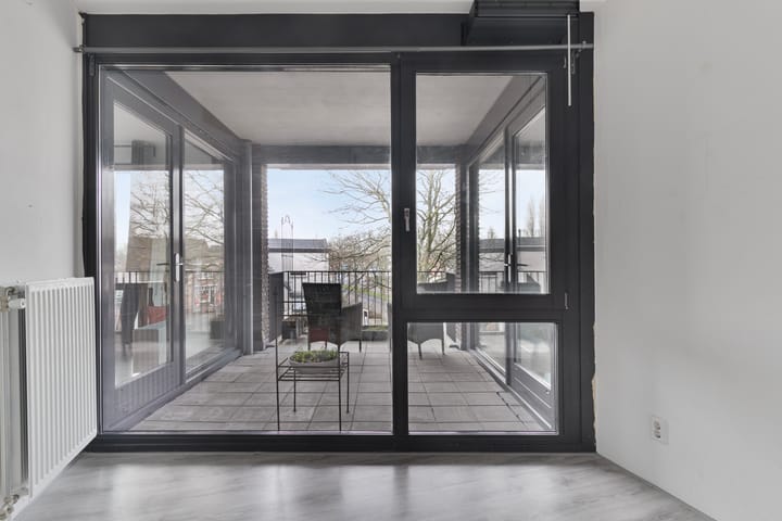 Foto 18 van Oostlaan 151