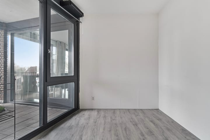 Foto 19 van Oostlaan 151