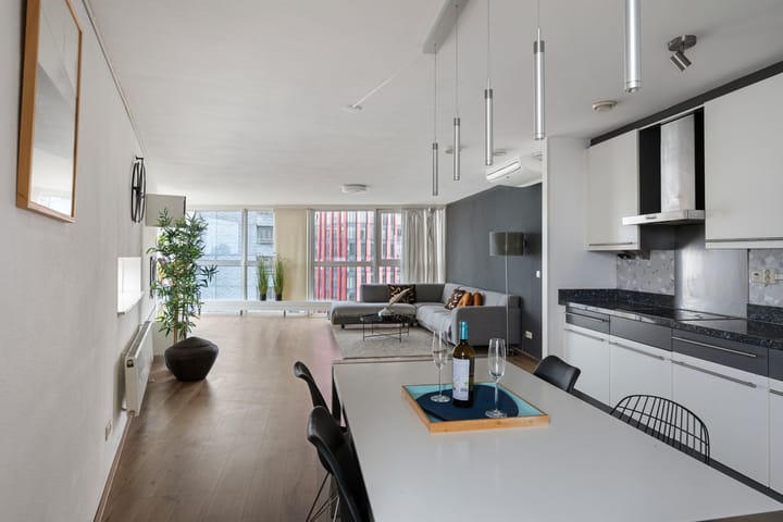 Foto 12 van Bierstraat 273