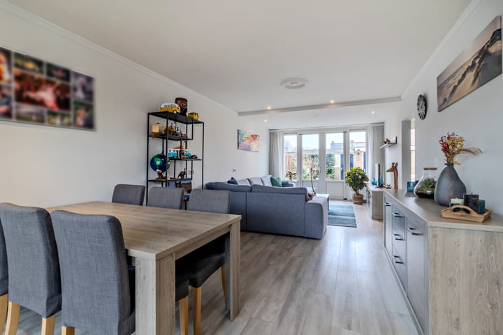 Foto 2 van Linnaeusweg 57