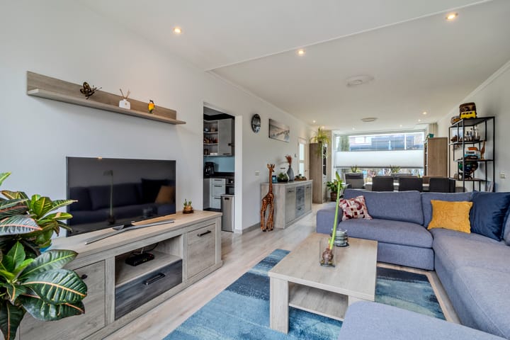 Foto 12 van Linnaeusweg 57