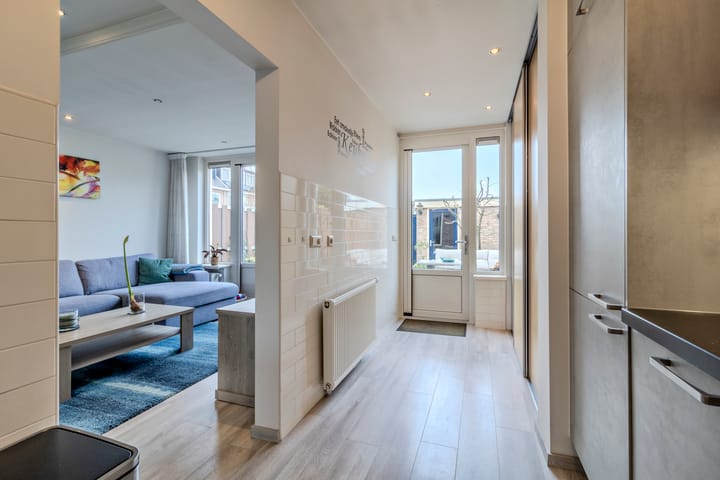 Foto 16 van Linnaeusweg 57