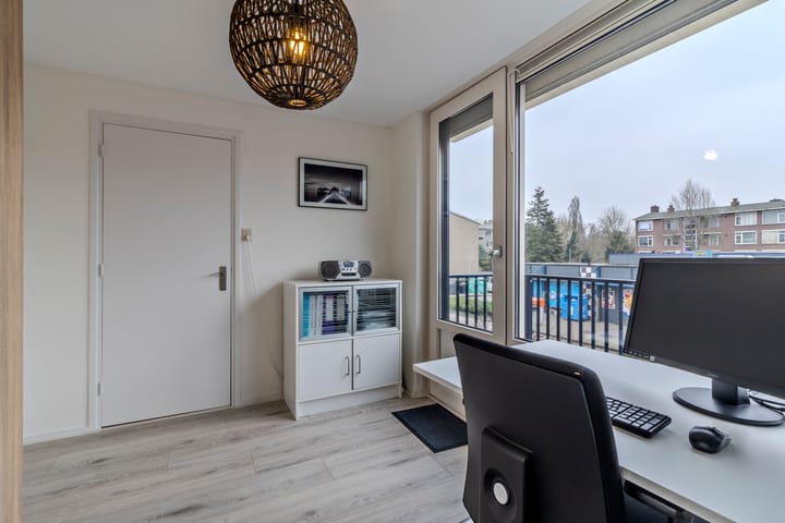 Foto 21 van Linnaeusweg 57