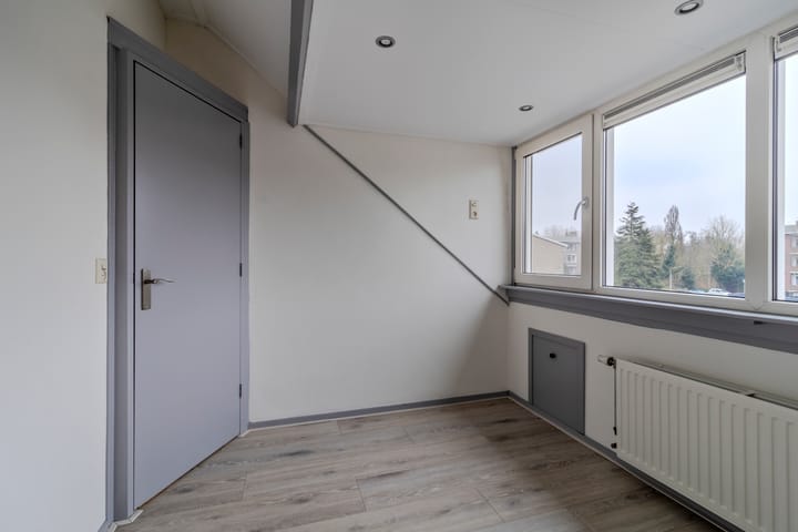 Foto 35 van Linnaeusweg 57