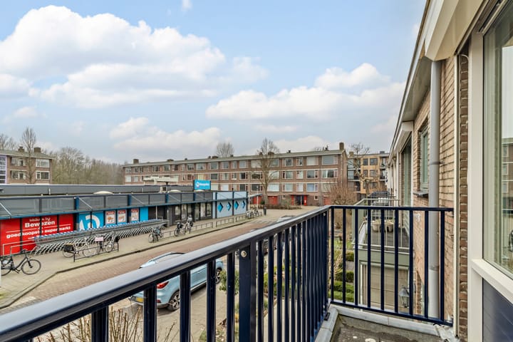 Foto 38 van Linnaeusweg 57