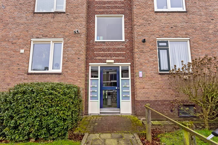 Photo 5 of Plutostraat 46