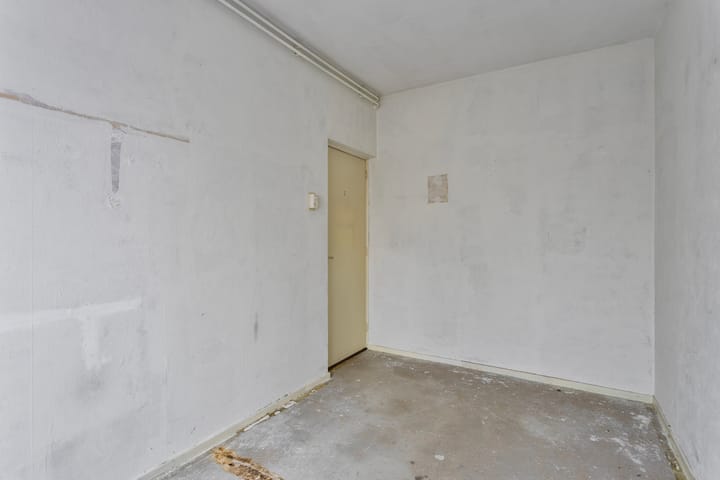 Photo 18 of Plutostraat 46