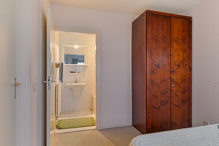 Foto 13 van Oosterpaauwenweg 6