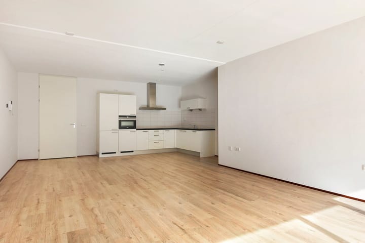 Foto 7 van Piusplein 28-20