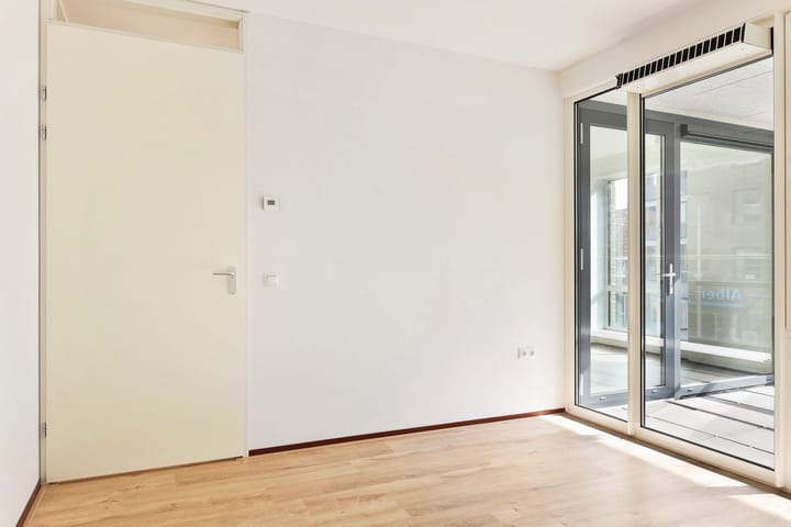 Foto 12 van Piusplein 28-20