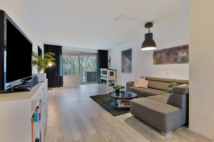 Foto 4 van Rijnauwenstraat 47