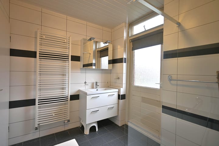 Foto 30 van L. Simonsestraat 20