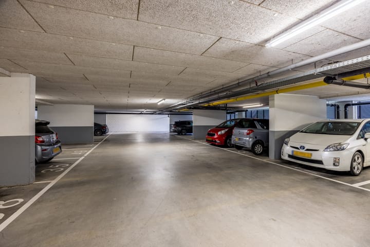 Photo 28 of Wulpstraat 92